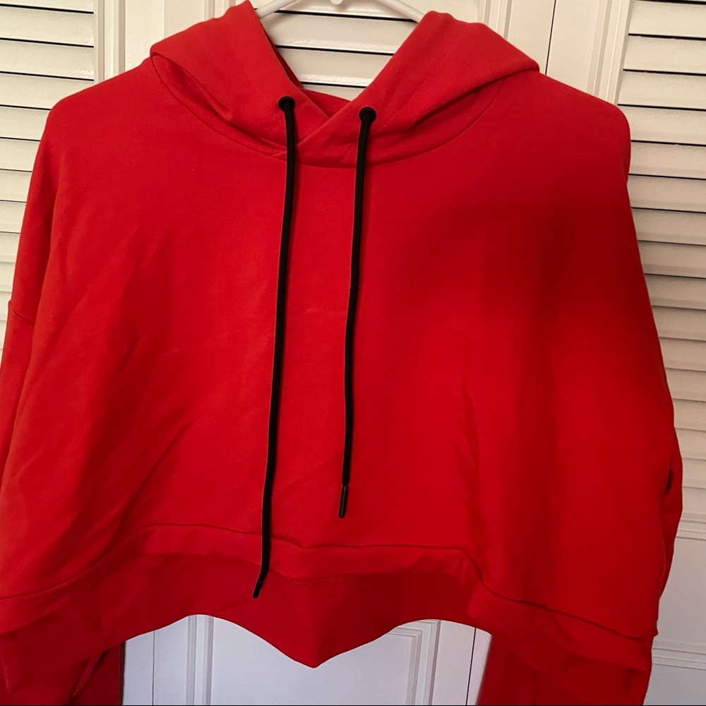 WMNS squatwolf cropped hoodie sz M